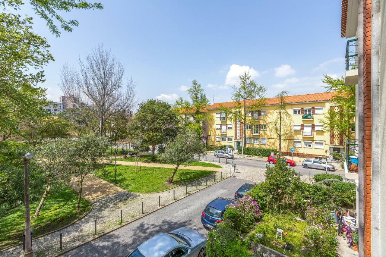 Sunny, Bright And Quiet Apartment, By Timecooler Lisboa Extérieur photo